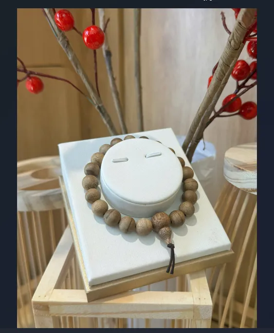 VÒNG TRẦM HẠT TRÂN CHÂU_QUÝ PHÁI, THANH LỊCH